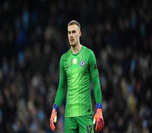 天空:切尔西不愿放约恩森离队,他在上周的比赛中受了伤