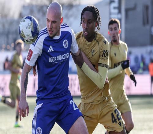 水晶宫想把一半门票收入捐给麦克斯菲尔德,但因不符规则被叫停