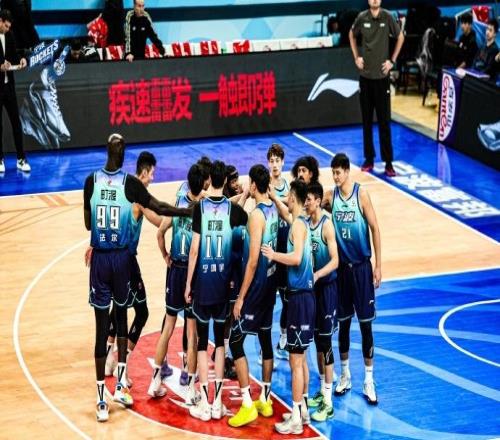 体育早餐1.30宁波男篮创造历史首胜辽篮阿迪达斯预计2025年销售额将创新高