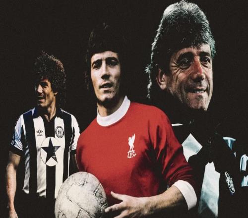 基冈:有人给我的金球奖奖杯估值10镑,我怀疑C罗拿这当门挡