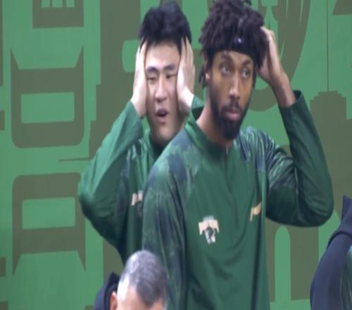 4人禁赛罚16万!CBA赛季最重罚单,四川遭晴天霹雳,球迷:至于吗