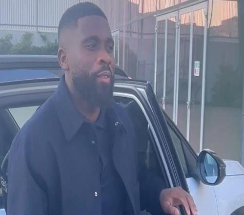 新援来了,尼斯边锋博加抵达都灵开始接受尤文体检