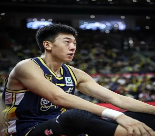 CBA窗口期即将开启!广东队有意新疆2米14高塔,杜锋补短板要冲冠