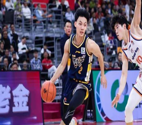 虽败犹荣！广东队惨败却收重大喜讯，杜锋留了一手