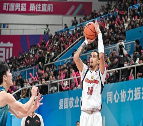 中国篮坛最疯狂一夜!32队16场激烈厮杀:广东北京全被爆冷掀翻