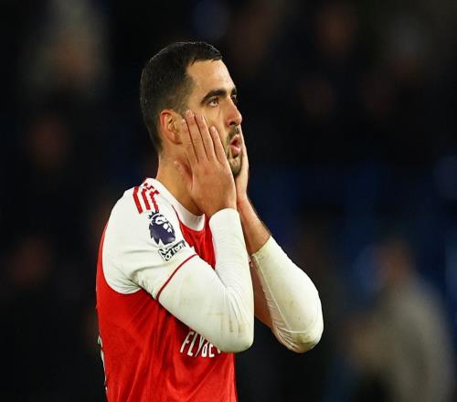 阿森纳官方宣布梅里诺右脚骨骼受伤将影响长期出场,力争在赛季结束前重返赛场_英超直播