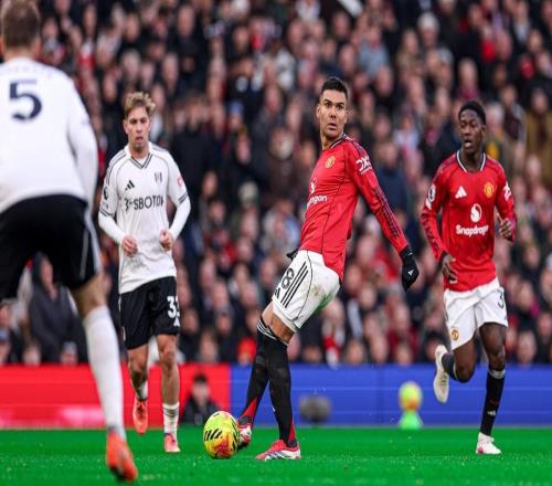 太骚了,阿什利扬:我们都在讨论卡塞米罗的不看人传球助攻