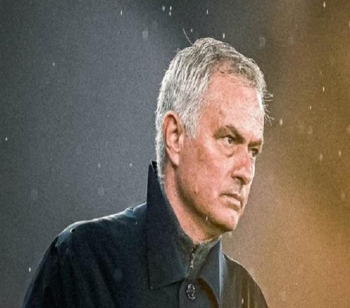 00！穆帅提前无缘葡超争冠：本菲卡先赛+差榜首9分，争前二都难