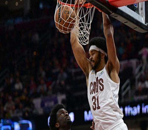 就在今天，NBA79年独一无二的纪录，被暴走的阿伦实现了