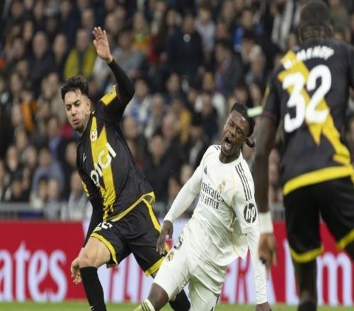 世体：卡雷拉斯近期状态不佳，皇马左后卫位置陷入用人困境