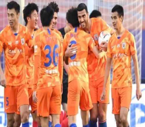 津门虎前场又迎来一条新大鱼,曾跟吴兴涵齐名,多次入选国足