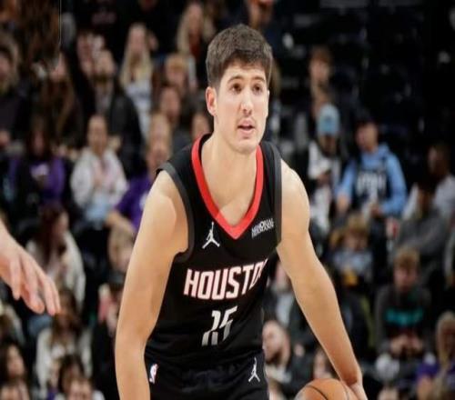 首发出战13中4，谢泼德末节坐冷板凳火箭仅1个进攻点申京39+16