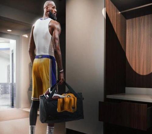 和平分手！老詹似乎点头默认了！