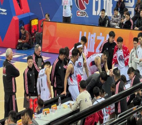 一声“下课”,令CBA名帅:怅然若失