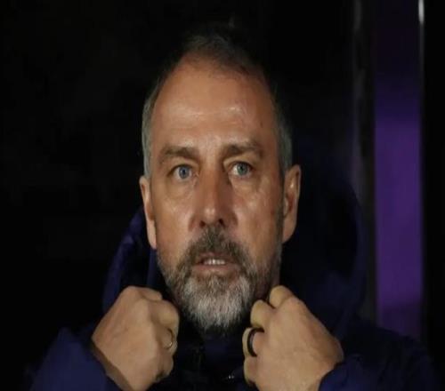 TA：弗里克对巴萨冬窗的操作表示满意夏窗巴萨想签个中后卫