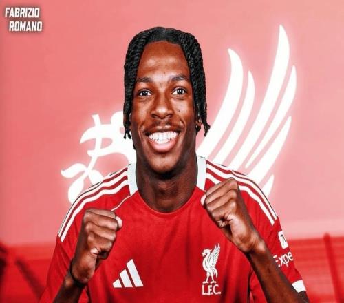 狂赚2.7亿欧！足坛新球员商店诞生，接连卖出8人，皇马都是客户