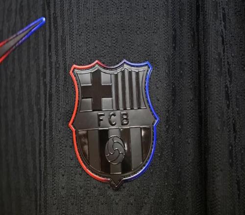 西媒:巴萨系俱乐部在仓库存了30万件球衣,共花费400万欧元