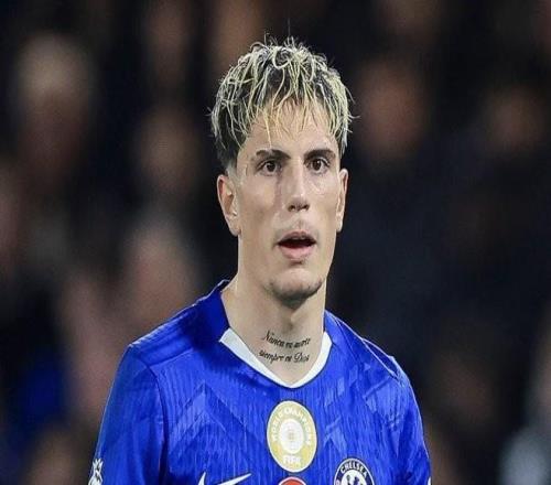 加纳乔:在酋长球场赢球很难,但曼联做到了我们也完全能做到