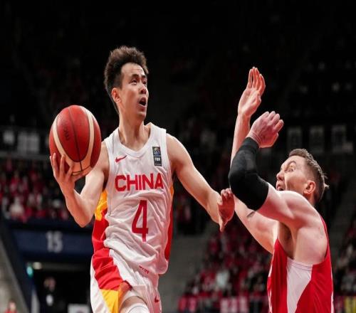 集训20天!中国男篮春节无休全力备战日本