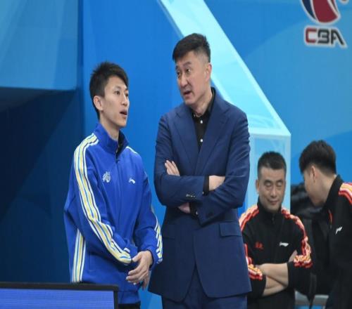 古德温控诉杜锋教唆球员使坏山西外援拱火：他们用犯规找乐子