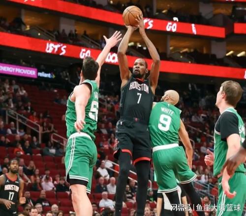 火箭93114凯尔特人！乌度卡执迷不悟，杜兰特谈三分进攻把话挑明