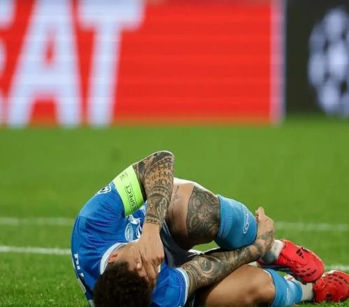 那不勒斯官方：迪洛伦佐将接受左脚手术，以解决旧伤问题