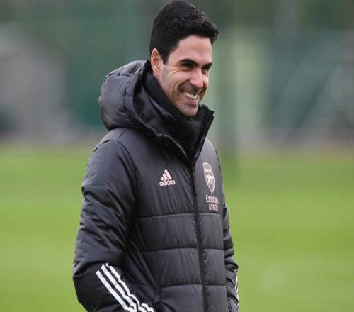 英超三强抢人！阿森纳、切尔西、曼城齐追纽卡核心