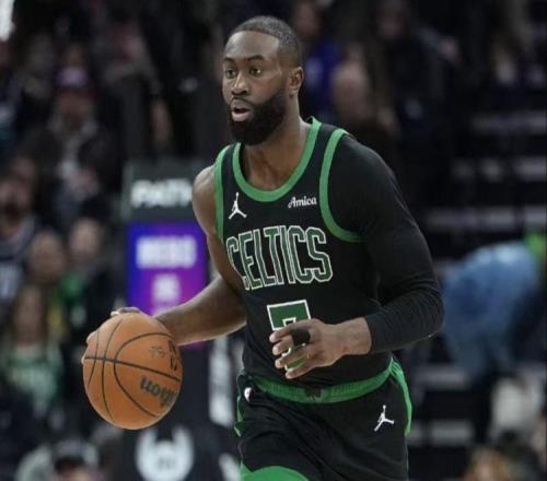 绿凯22分逆转！布朗29+7犯错，勇士弃将26+6尽力，米切尔无缘绝杀