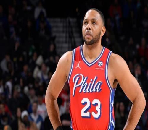 灰熊裁掉“圆脸登”这位火箭昔日最佳第六人要告别NBA了吗