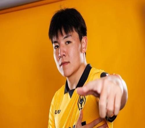 官宣！中国U23队长租借巴恩斯利！中超主力竟然只能进英甲青年队