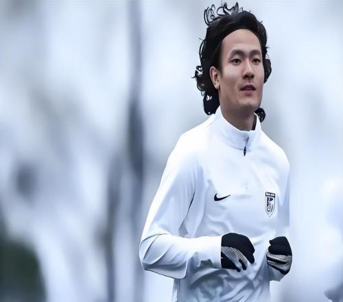 亚泰和英博球迷都看不上的后腰！如今却官宣加盟国安，引发热议