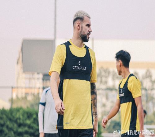 广东双雄+东西两狼！中甲冲超格局或呈四强逐鹿，身价最高是这支