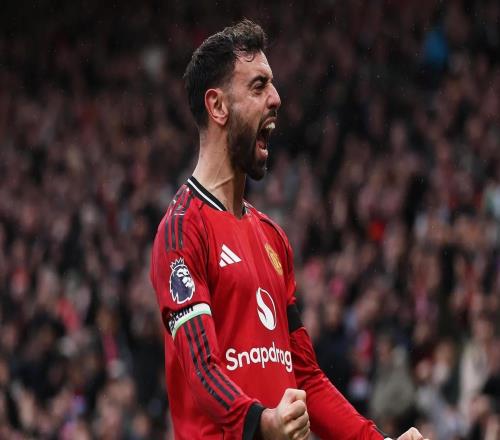 B费曼联生涯直接参与200球，英超球员同期仅萨拉赫数据更好