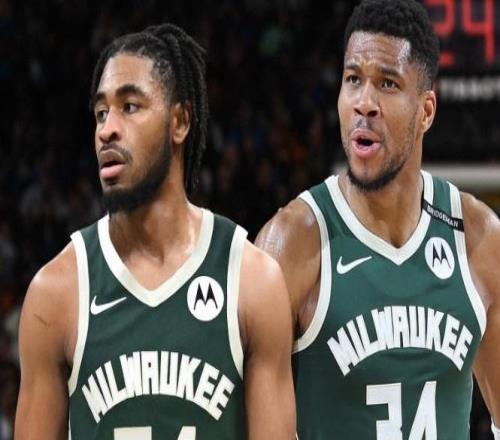 场均24分的得分狂人！Shams：小托马斯加盟雄鹿