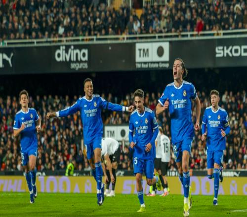 20！边卫一条龙神锋23轮23球13.5亿豪门联赛7连胜前二只差1分