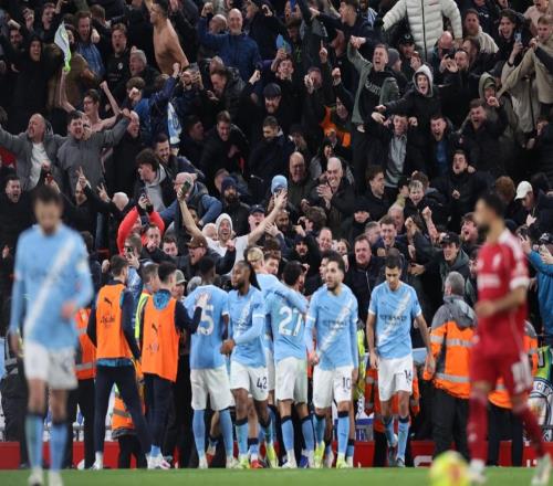 12！01！足坛疯狂一夜，利物浦倒下，马竞爆冷，巴黎制造惨案