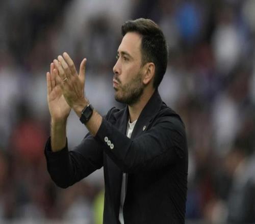 小安切洛蒂谈阿隆索皇马执教：他没有足够时间去找到防守平衡