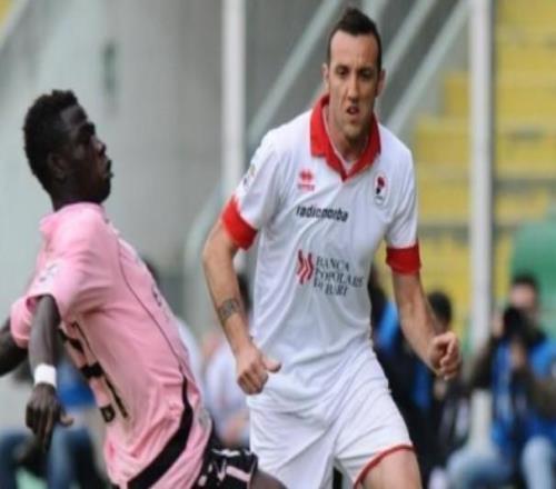 前巴里球员：孔蒂执教巴里时铁腕治军，曾禁止球员赛前性生活