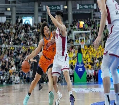 两连冠荣耀达成！上海大鲨鱼男篮CBA俱乐部杯卫冕成功