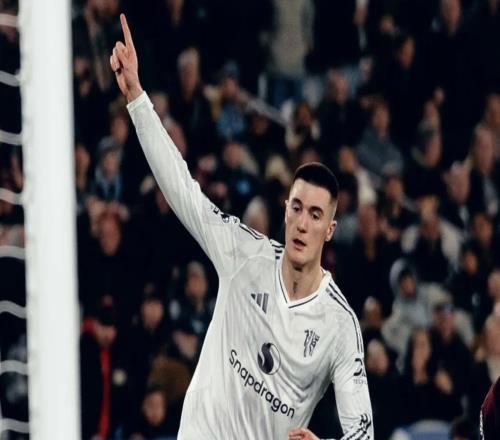 太阳报：谢什科训练强度“无人能及”，还坚持桑拿和红光疗法