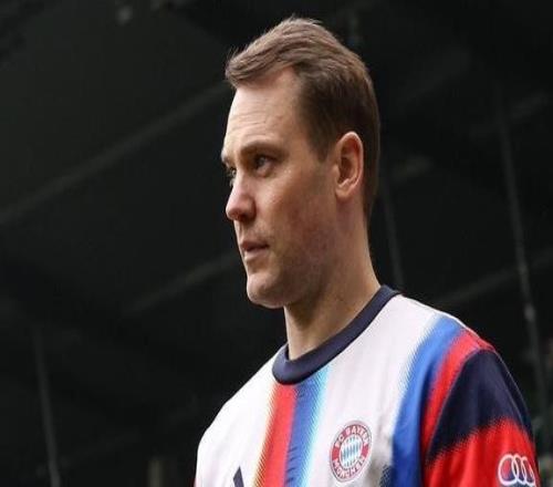 图片报:诺伊尔预计将伤缺三周,很难赶上对阵多特的比赛