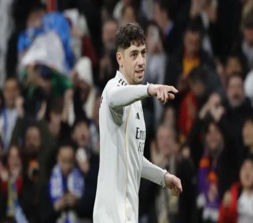 马卡:右路三人组频繁换位,阿韦洛亚成功激活巴尔韦德