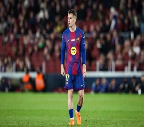 每体：巴萨今夏不排除听取对卡萨多的报价，球员倾向留队