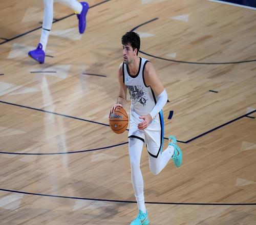 开拓者锋线球星：这次全明星的赛制相当不错，激发了大家的斗志