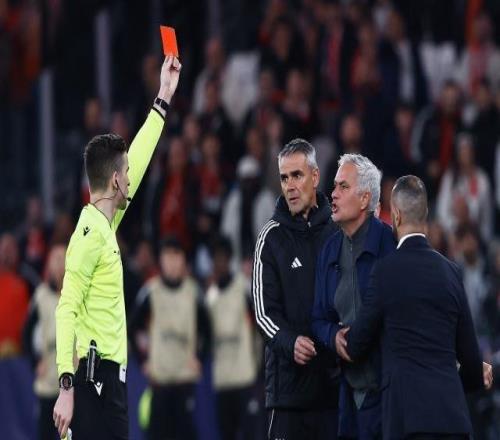 世界波制胜投诉让比赛中断熊皇助皇马抢得先机