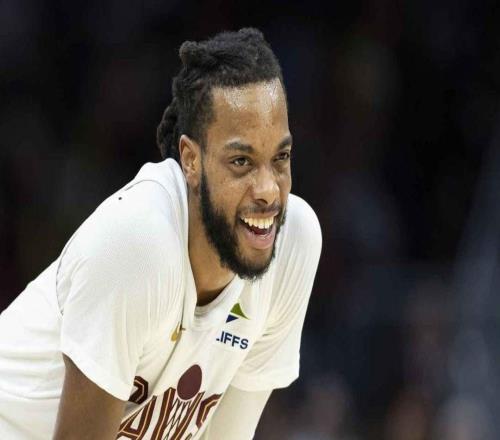 快船教练揭秘加兰与詹姆斯哈登的交易,如何助球队提升竞争力