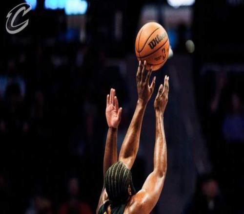 拉锯战！骑士领先14分被追分：阿伦米切尔同砍15分，哈登做嫁衣