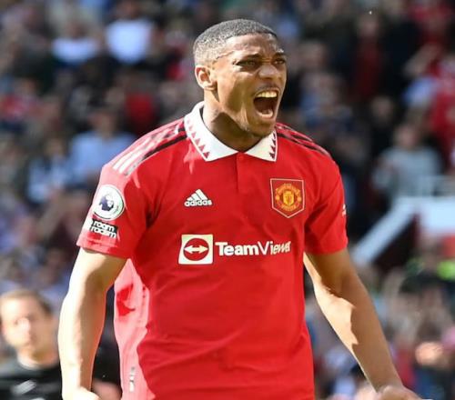 马夏尔墨超肩部重伤,职业生涯迎来倒计时