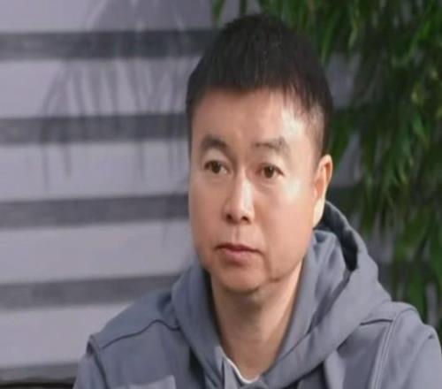 于根伟：我们征调了一位08年的球员新赛季主打双前锋