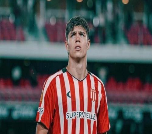 记者：阿根廷国家队正在考察国米的外租中卫帕拉西奥斯